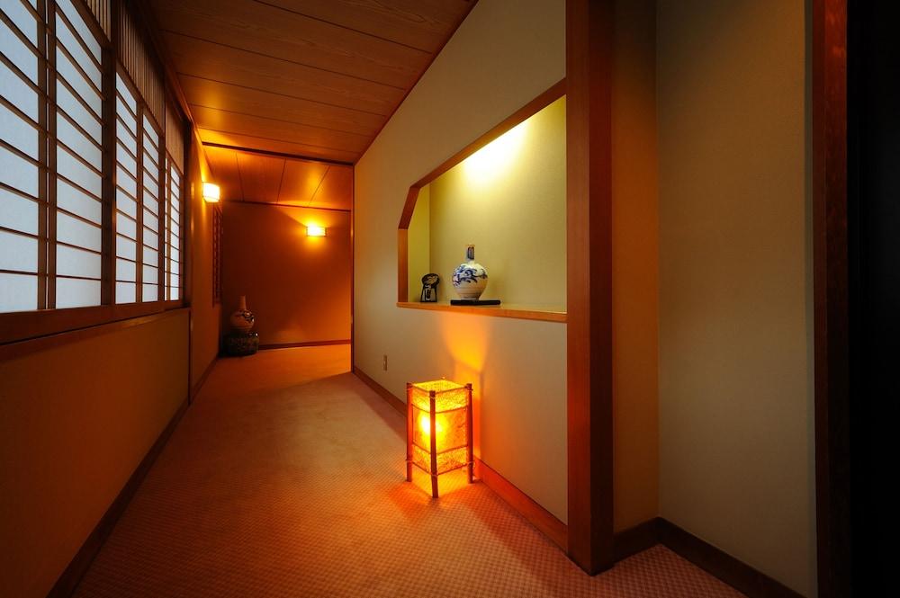Suzukiya Ryokan Shiroishi  Exterior foto