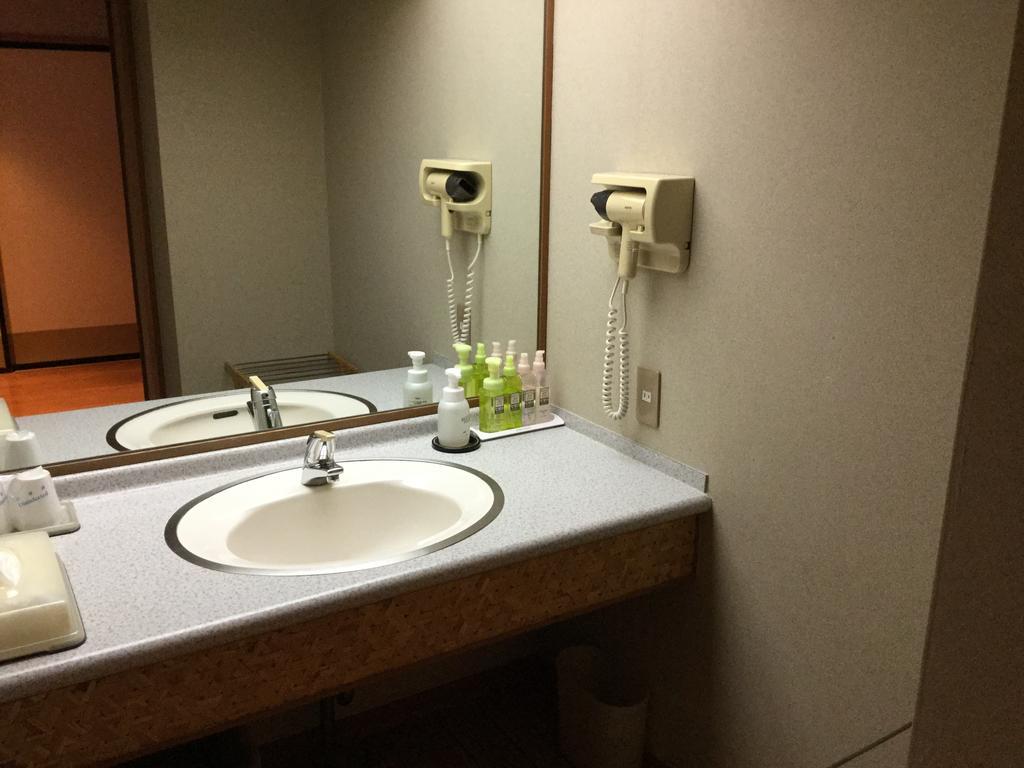 Suzukiya Ryokan Shiroishi  Quarto foto