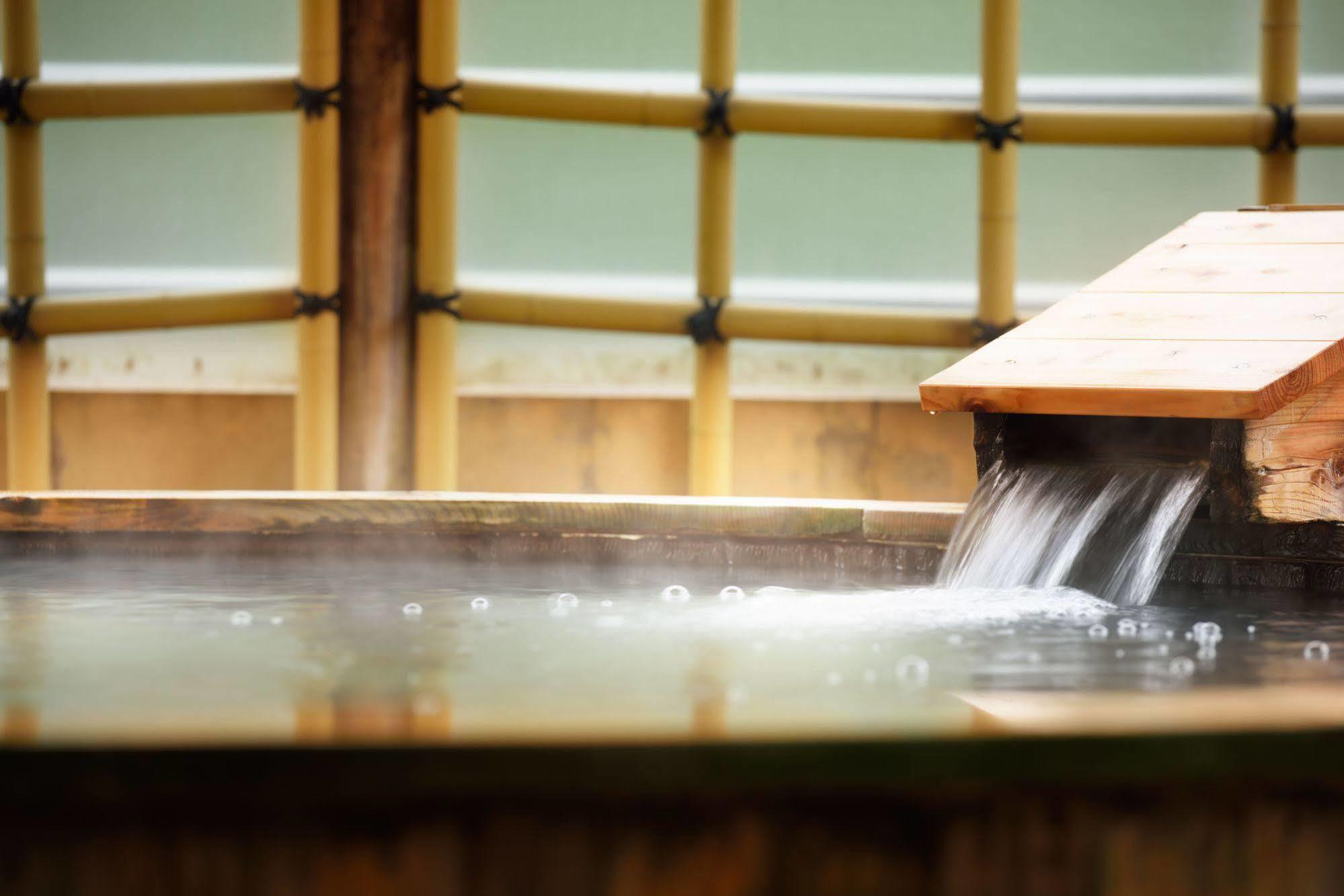 Suzukiya Ryokan Shiroishi  Exterior foto