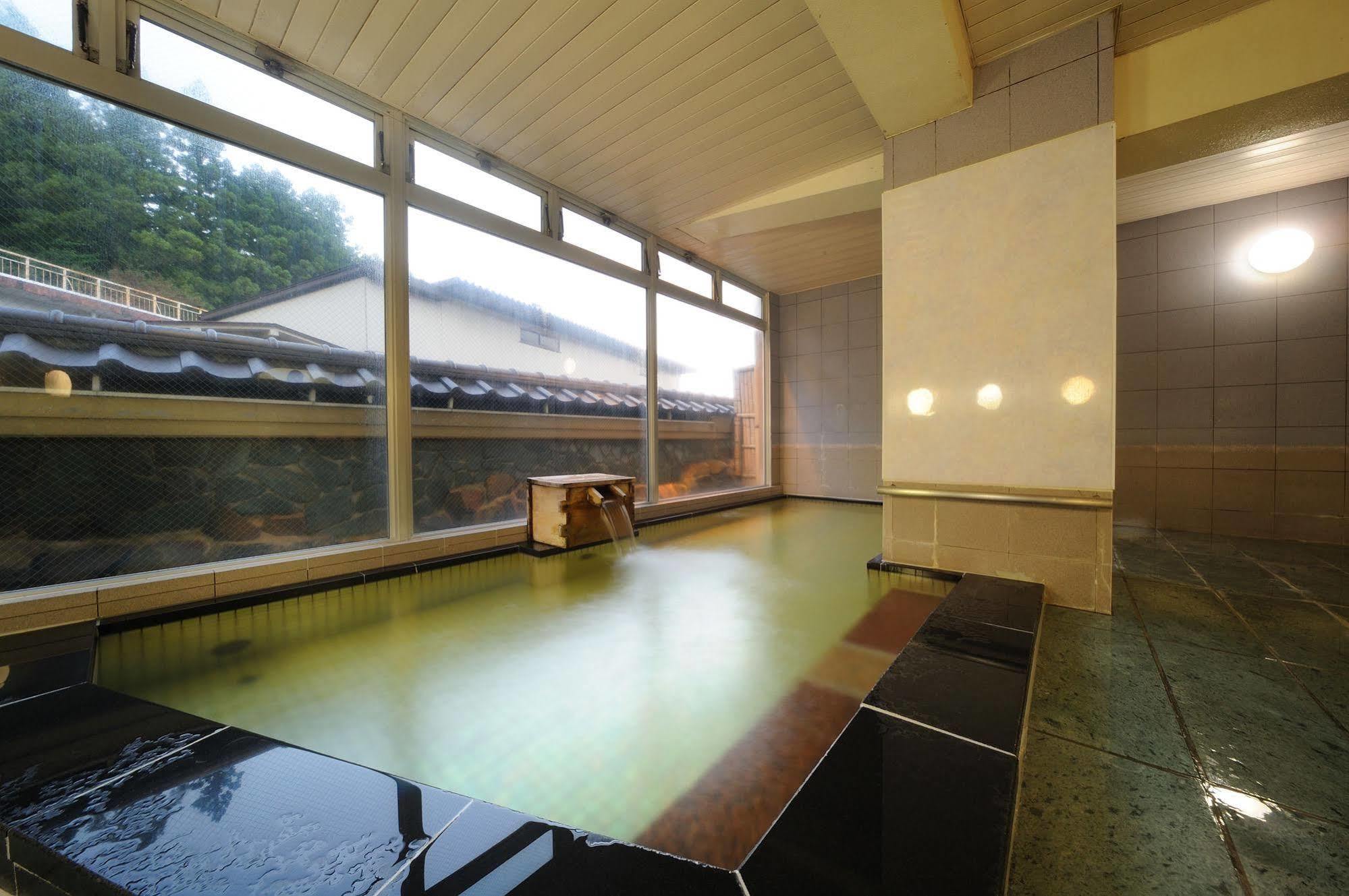 Suzukiya Ryokan Shiroishi  Exterior foto